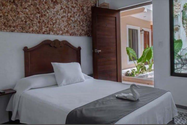 ואיאדוליד Hotel Colonial Zaci By Guruhotel מראה חיצוני תמונה