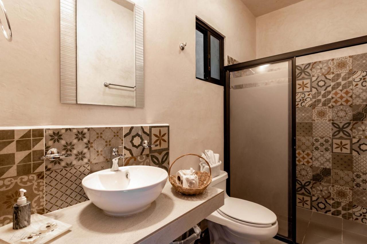 ואיאדוליד Hotel Colonial Zaci By Guruhotel מראה חיצוני תמונה