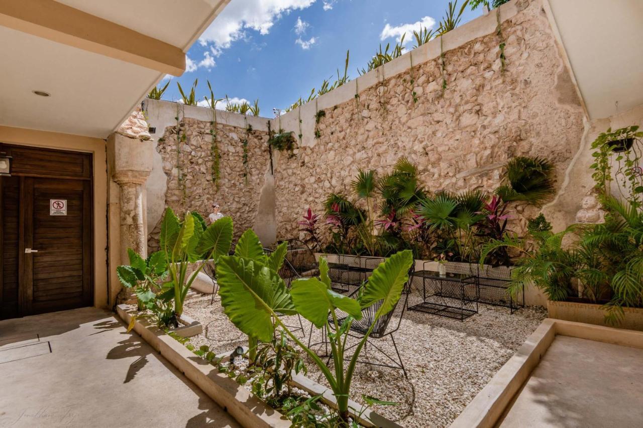 ואיאדוליד Hotel Colonial Zaci By Guruhotel מראה חיצוני תמונה