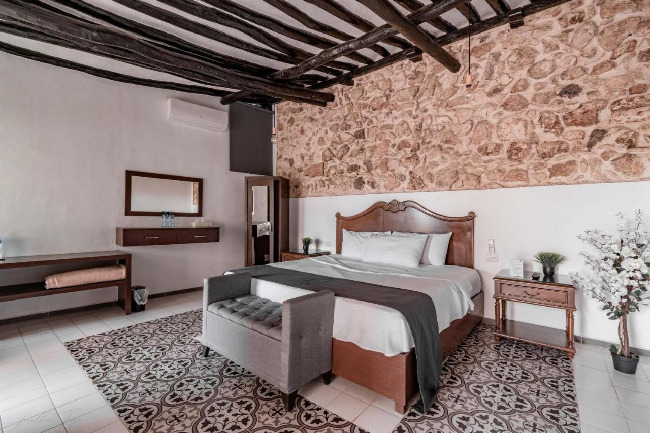 ואיאדוליד Hotel Colonial Zaci By Guruhotel מראה חיצוני תמונה